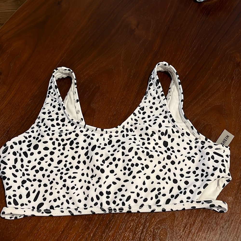 Girl’s SHEIN 160 2 piece swim suit w/ skirt NEVER WORN size approximately 12/14